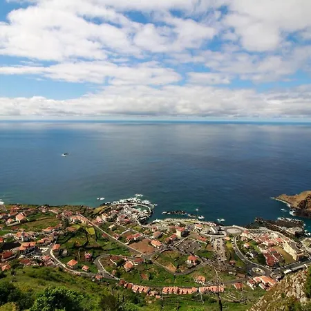 2 Bedrooms House With Sea View Private Pool And Enclosed Garden At Porto Moniz 1 Km Away From The Beach Holiday home Porto Moniz